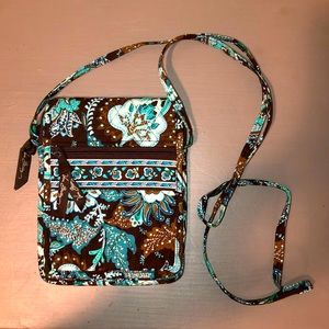 Vera Bradley crossbody messenger bag